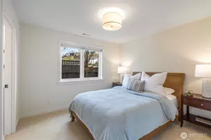 2506 W Halladay St, Seattle, WA 98199 - Photo 26