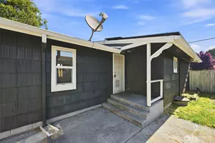 1402 Violet Meadow St S, Tacoma, WA 98444 - Photo 18
