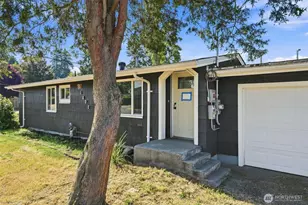 1402 Violet Meadow St S, Tacoma, WA 98444 - Photo 2