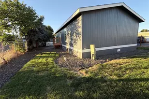 105 W Washington Ave, Yakima, WA 98903 - Photo 2