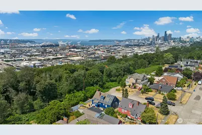 1217 S Charlestown Street, Seattle, WA 98108 - Photo 38