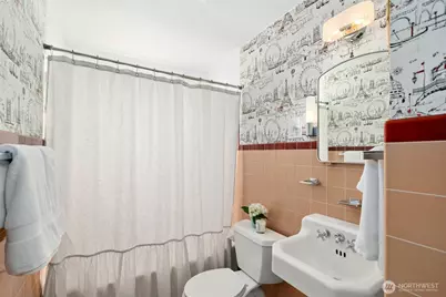 1217 S Charlestown Street, Seattle, WA 98108 - Photo 14