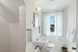 1217 S Charlestown St, Seattle, WA 98108 - Photo 20