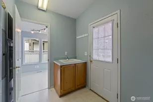 8331 15th Pl SE, Lake Stevens, WA 98258 - Photo 4