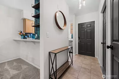 459 Queen Avenue NE #303, Renton, WA 98056 - Photo 2