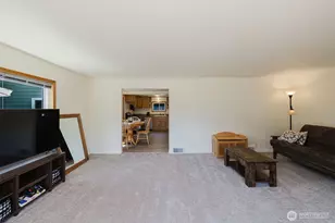 143 Dora Ave, Bremerton, WA 98312 - Photo 2