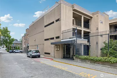 511 E Roy St #213, Seattle, WA 98102 - Photo 2