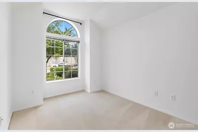 8548 1st Avenue NE, Seattle, WA 98115 - Photo 20