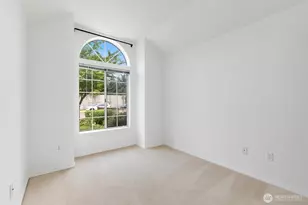 8548 1st Ave NE, Seattle, WA 98115 - Photo 20