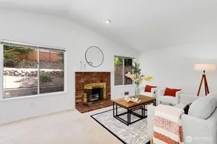 8548 1st Ave NE, Seattle, WA 98115 - Photo 12