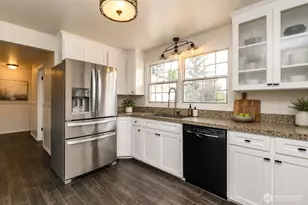 5403 Edgewood Dr E, Edgewood, WA 98372 - Photo 10