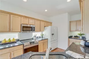 3115 SE 11th Pl, Renton, WA 98058 - Photo 12