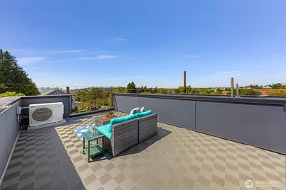 4308 Wallingford Avenue N #C, Seattle, WA 98103 - Photo 32
