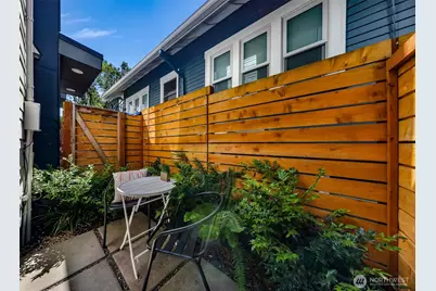 4308 Wallingford Avenue N #C, Seattle, WA 98103 - Photo 8