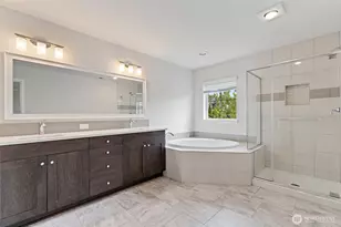 8442 NE 203rd Pl, Bothell, WA 98011 - Photo 22