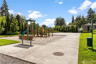 8442 NE 203rd Place, Bothell, WA 98011 - Photo 40