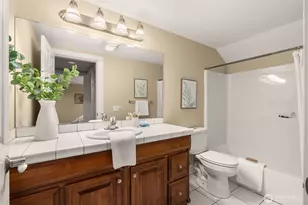 4606 S Andover St, Seattle, WA 98118 - Photo 34
