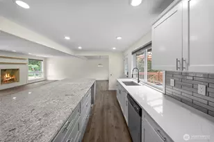 9320 31st St E, Edgewood, WA 98371 - Photo 6