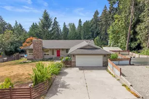 9320 31st St E, Edgewood, WA 98371 - Photo 1