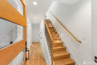 3934 B S Angeline Street, Seattle, WA 98118 - Photo 2