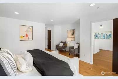 10718 15th Avenue NE, Seattle, WA 98125 - Photo 18