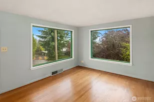 112 NW 44th St, Seattle, WA 98107 - Photo 8