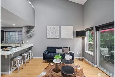 908 Hiawatha Place S #B, Seattle, WA 98144 - Photo 4