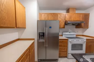 5010 168th St SW, Lynnwood, WA 98037 - Photo 10
