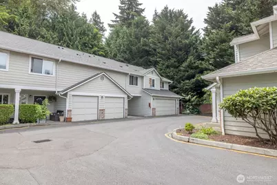 5010 168th Street SW #E, Lynnwood, WA 98037 - Photo 6