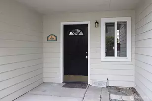 5010 168th St SW, Lynnwood, WA 98037 - Photo 2