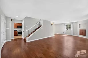 6704 23rd Ave SW, Seattle, WA 98106 - Photo 2