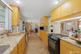 3707 128th St E, Tacoma, WA 98446 - Photo 10