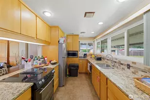 3707 128th St E, Tacoma, WA 98446 - Photo 6