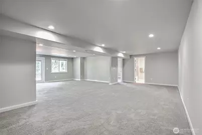 2025 Edmonds Avenue NE, Renton, WA 98056 - Photo 16