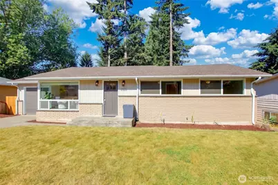 2025 Edmonds Avenue NE, Renton, WA 98056 - Photo 2