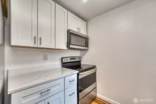 17303 Spanaway Loop Rd S, Spanaway, WA 98387 - Photo 8