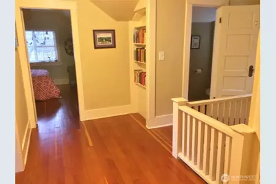 4412 2nd Avenue NE, Seattle, WA 98105 - Photo 18