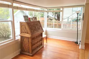 4412 2nd Ave NE, Seattle, WA 98105 - Photo 8