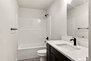 18042 Highland Ct SE, Yelm, WA 98597 - Photo 6