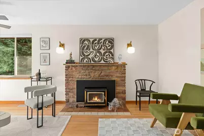 311 S 104th Street, Seattle, WA 98168 - Photo 8