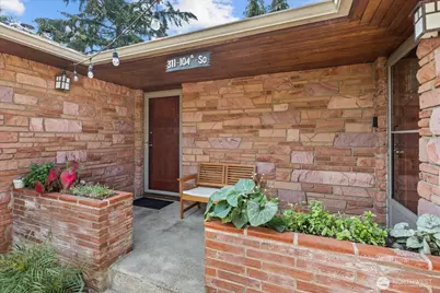 311 S 104th Street, Seattle, WA 98168 - Photo 4