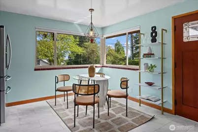 311 S 104th Street, Seattle, WA 98168 - Photo 18