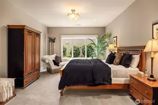10410 NE 58th St, Kirkland, WA 98033 - Photo 32