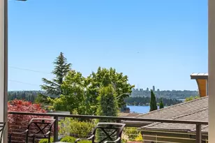 10410 NE 58th St, Kirkland, WA 98033 - Photo 20