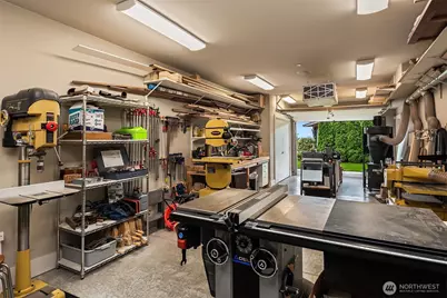 10410 NE 58th Street, Kirkland, WA 98033 - Photo 36