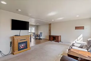 5219 5th St, Bremerton, WA 98312 - Photo 10