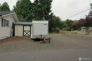 237 Dolphin Ave NE, Ocean Shores, WA 98569 - Photo 32