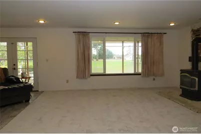 237 Dolphin Avenue NE, Ocean Shores, WA 98569 - Photo 4