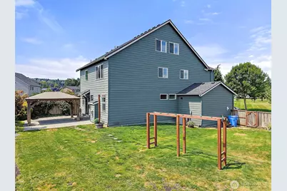 903 Colorossi Circle NW, Orting, WA 98360 - Photo 32