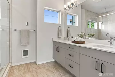 8527 Interlake Avenue N, Seattle, WA 98103 - Photo 18